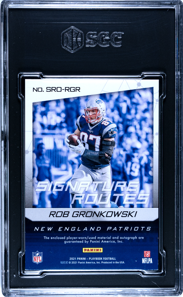2021 Panini Playbook Rob Gronkowski SIG. Routes Mat. Green 5 SGC 8